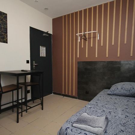09 - Chambre Proche Paris Et Transports Avec Tv Wifi Σαιν-Ντενί Εξωτερικό φωτογραφία
